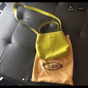 Lime green Tod’s leather bag